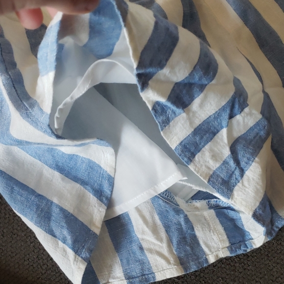 Striped Linen Blend Shorts - Picture 5 of 7